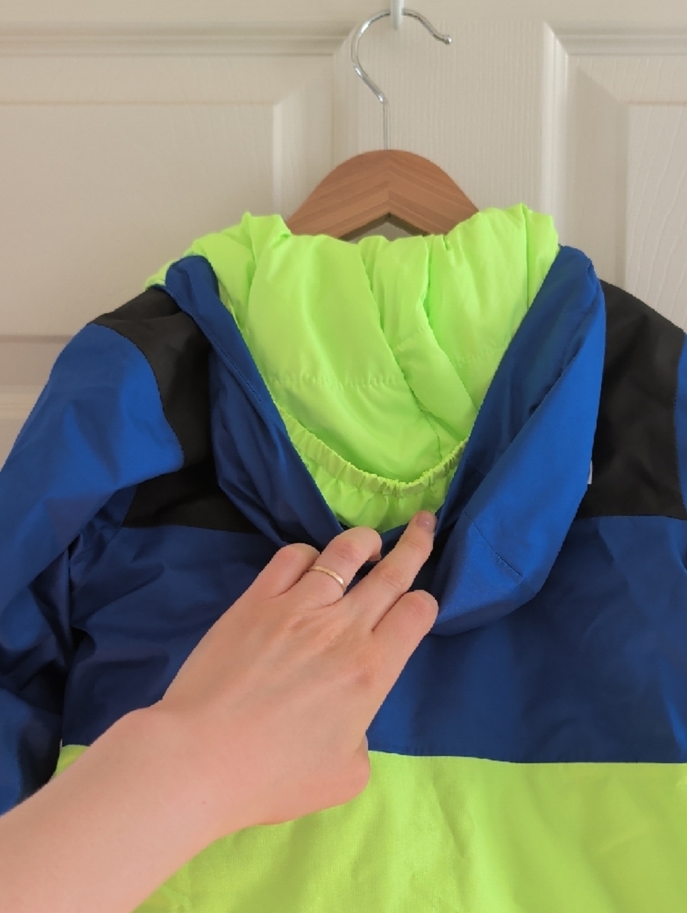 North Face Kids Waterproof Ski Suit | 4T Waterproof Boys Snowsuit - Picture 10 of 16